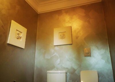 Metallische Oberfläche – Badezimmer